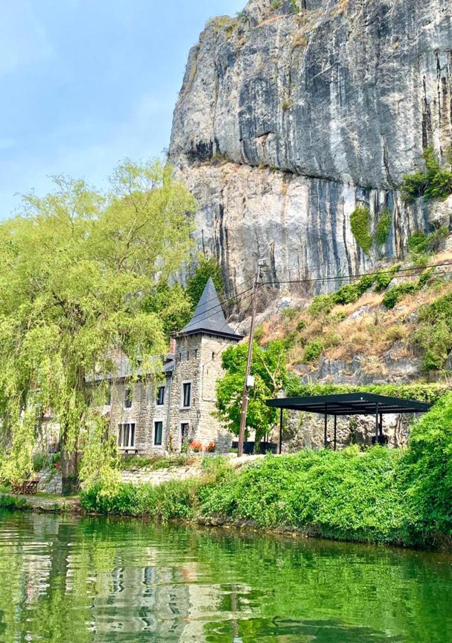 Pieds Dans L'Eau Private Wellness Bordure De Meuse Vila Lustin Exterior foto