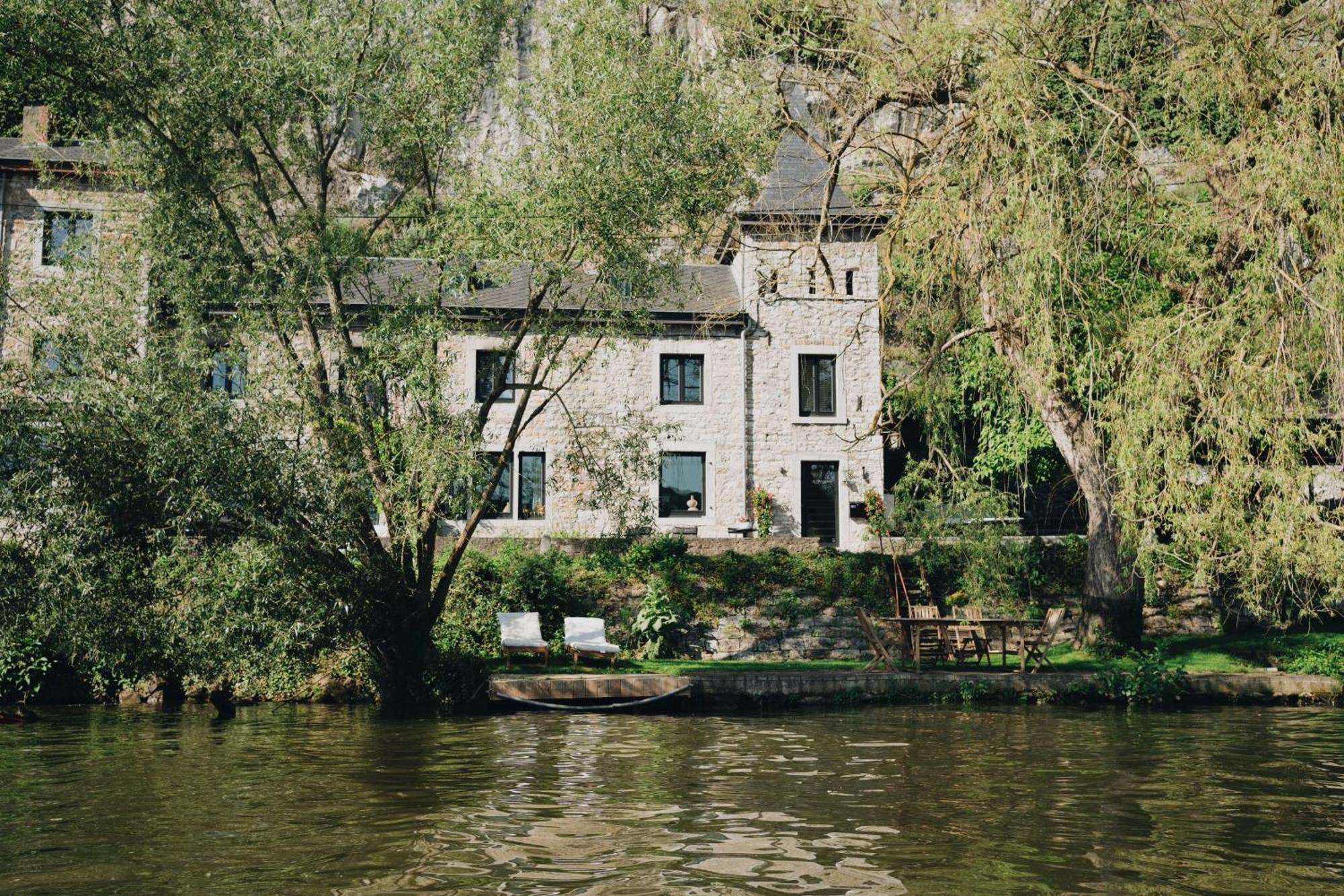 Pieds Dans L'Eau Private Wellness Bordure De Meuse Vila Lustin Exterior foto
