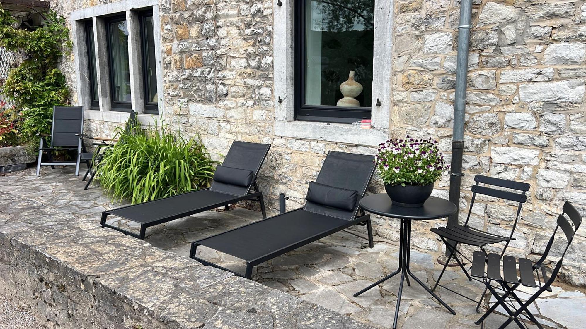 Pieds Dans L'Eau Private Wellness Bordure De Meuse Vila Lustin Exterior foto